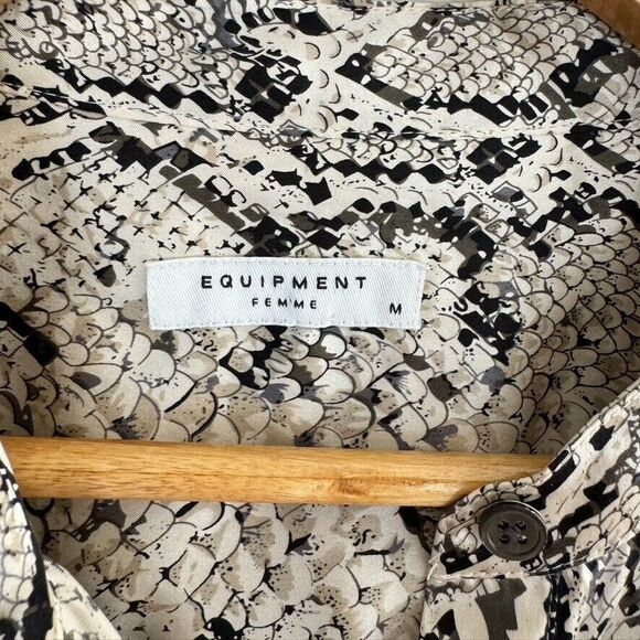 Equipment Shirt Top Womens Size M Snake Print Long-Sleeve Button Silk Blouse - Picture 5 of 10